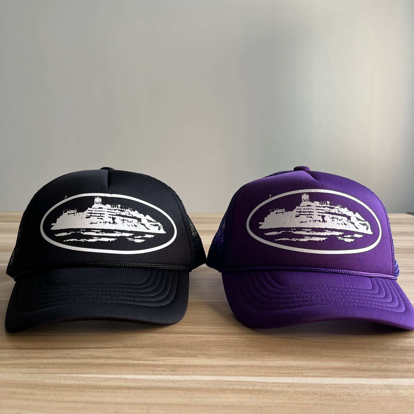 CRTZ Cap in Schwarz/Violett