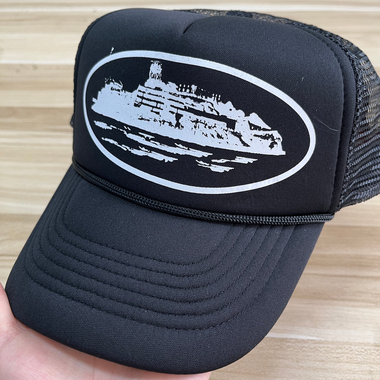 CRTZ Cap in Schwarz/Violett