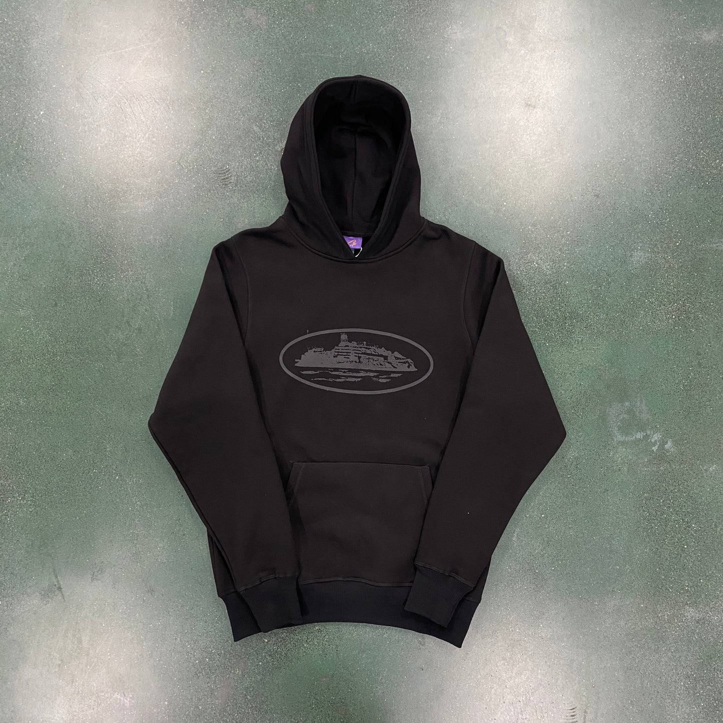 CRTZ Hoodie in Tripple-Black