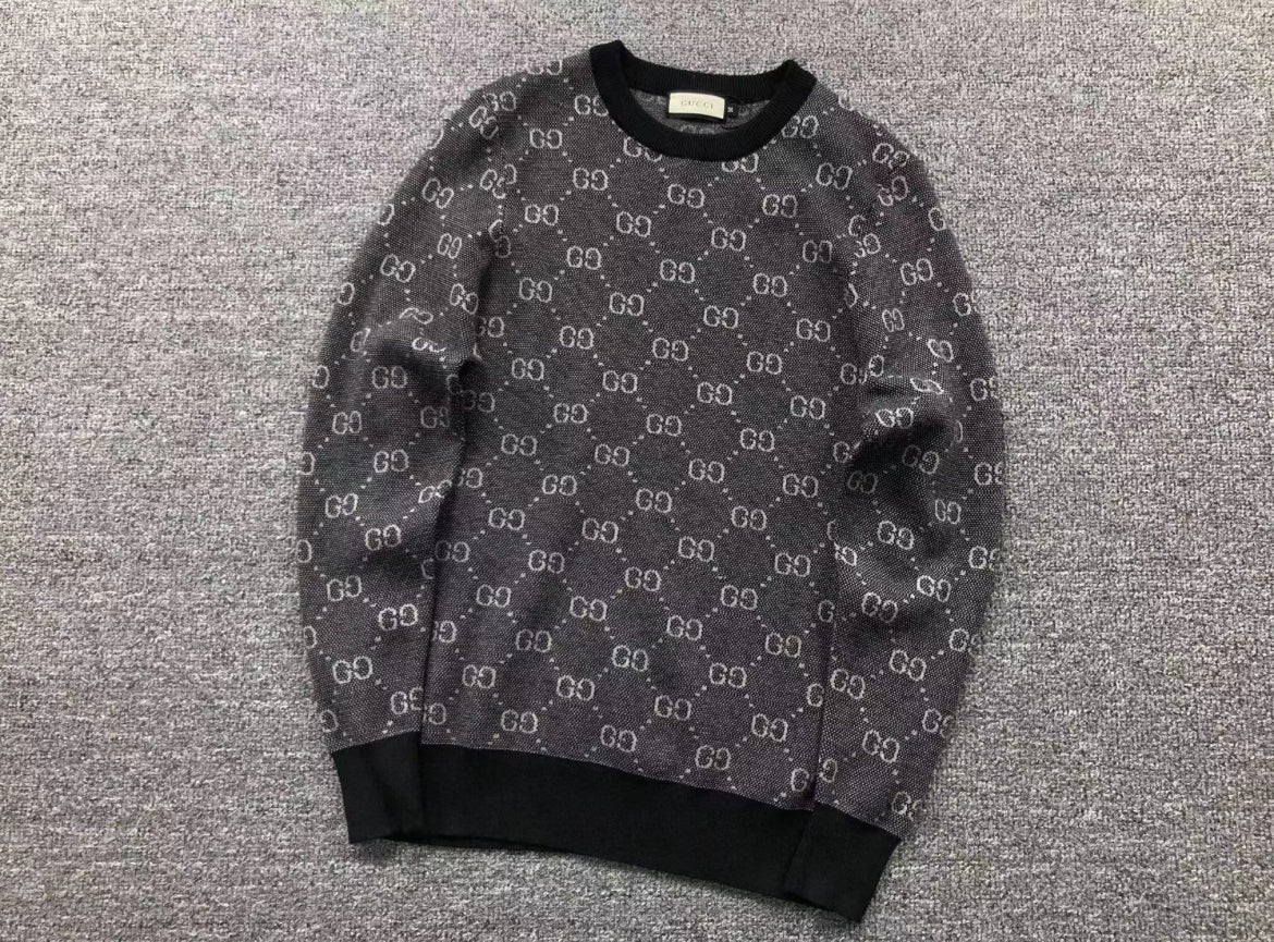 GG Sweater