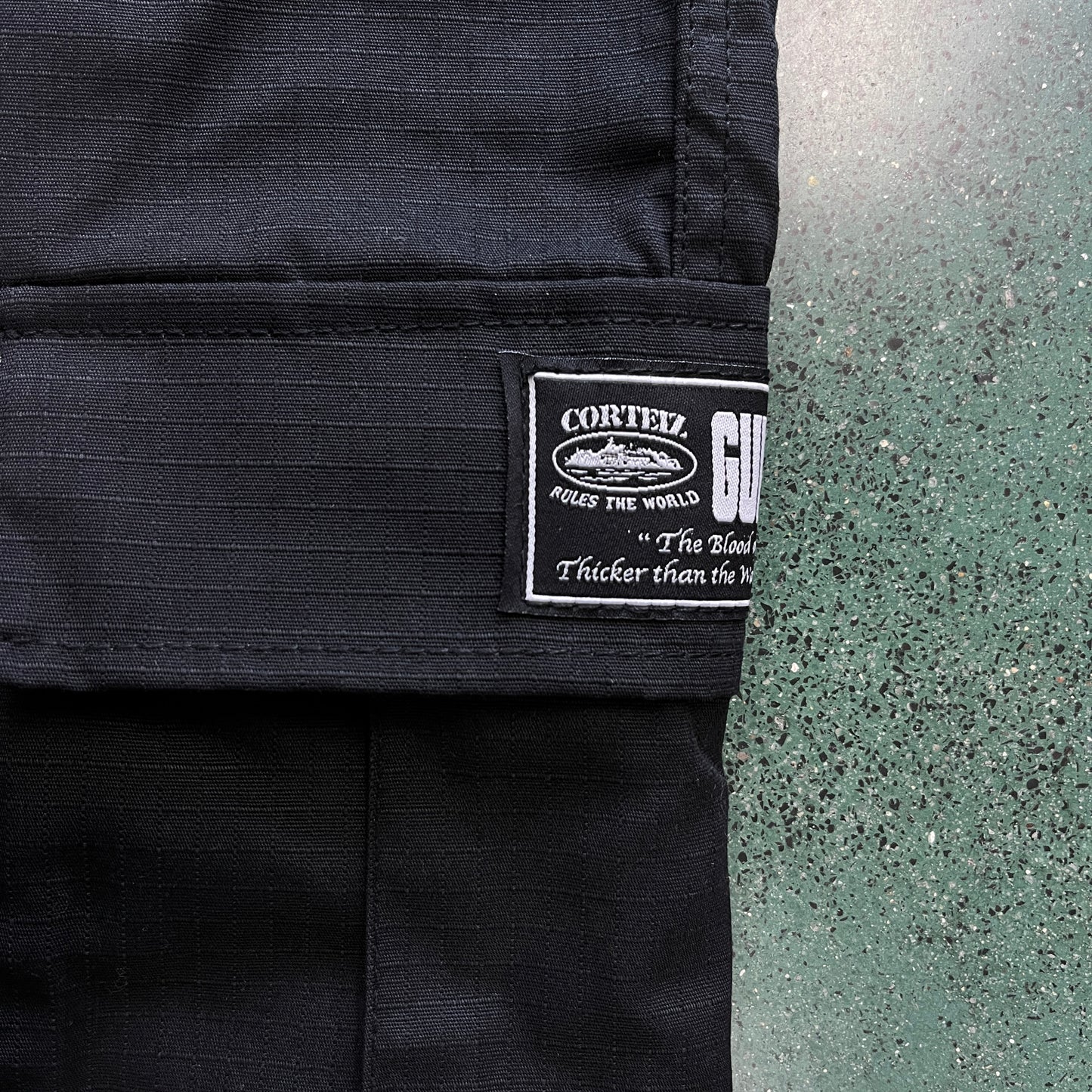 CRTZ Cargo Hosen in Tripple-Black