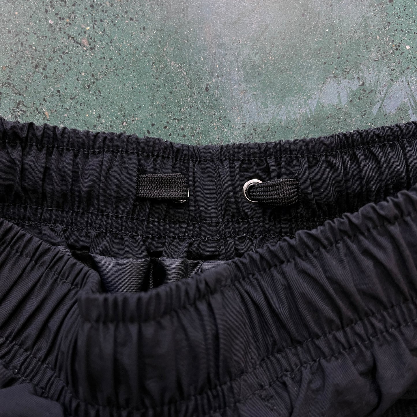 CRTZ Windbreaker Hose in Tripple-Black