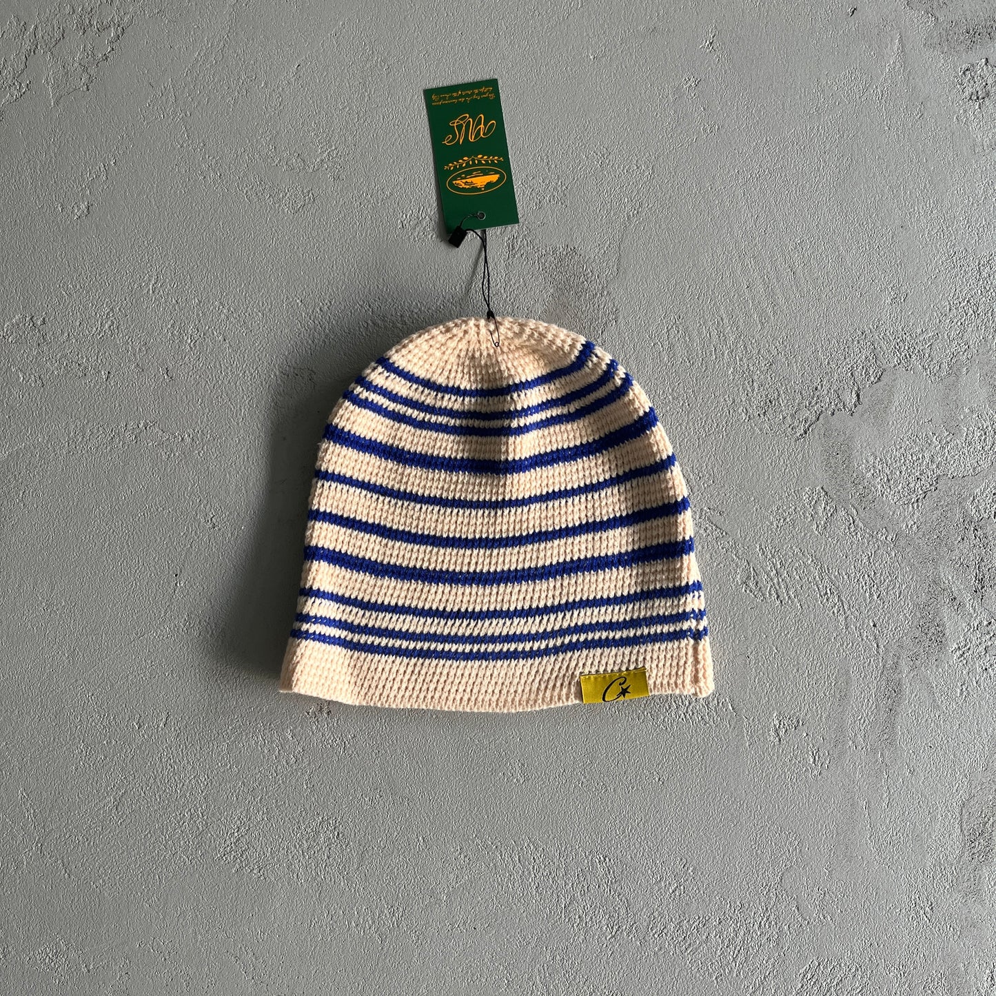 CRTZ Mütze in Beige/Blaue Streifen