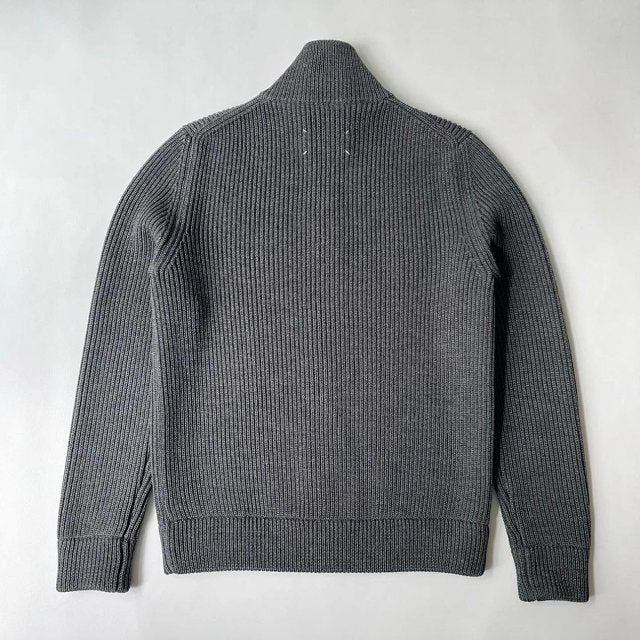 MM6 Zipper